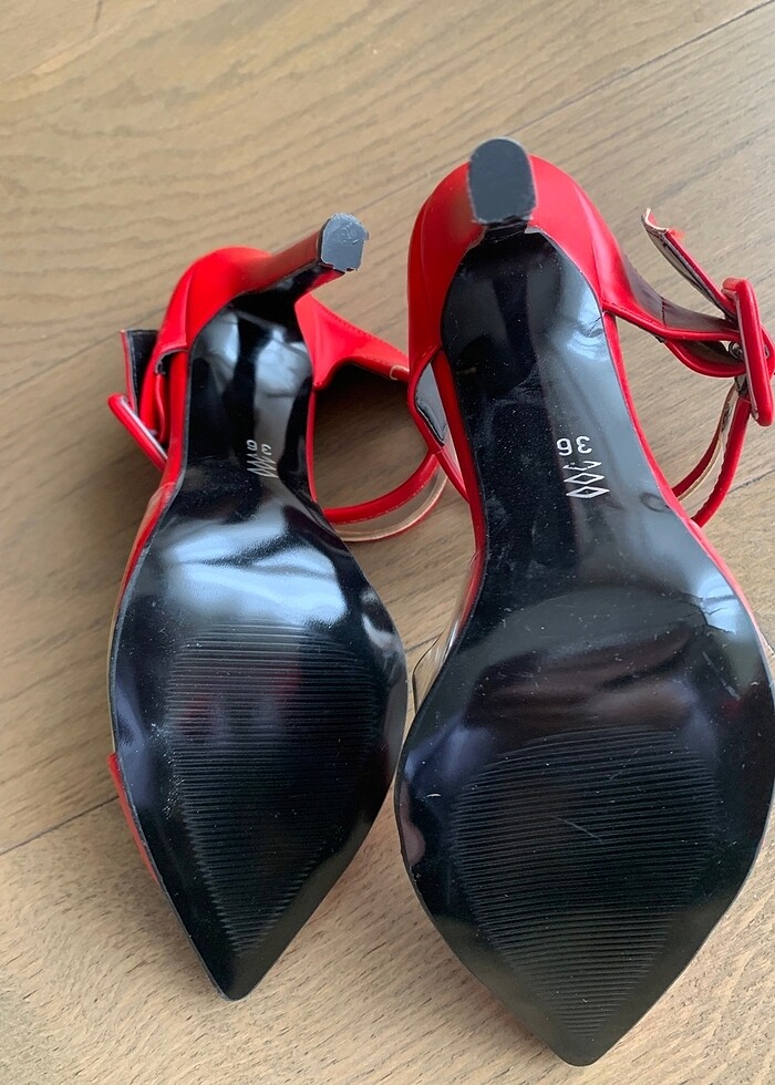 Şeffaf Detaylı Kırmızı Topuklu Terlik/Ayakkabı - Görsel 3