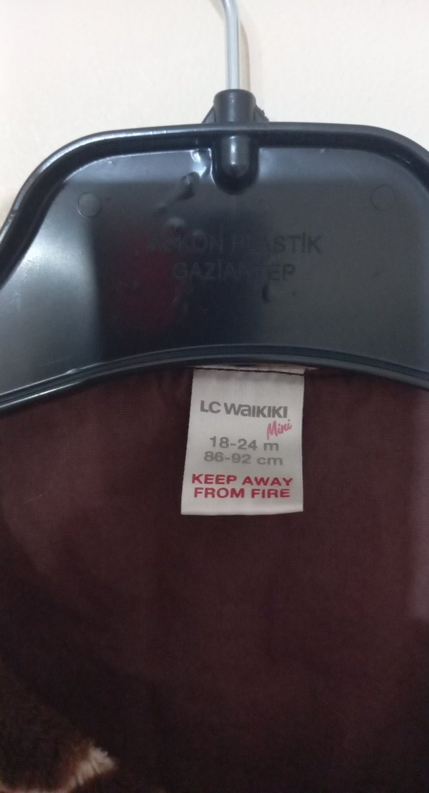 Kız Çocuk Kahverengi Desenli Kürklü Yelek - Görsel 2