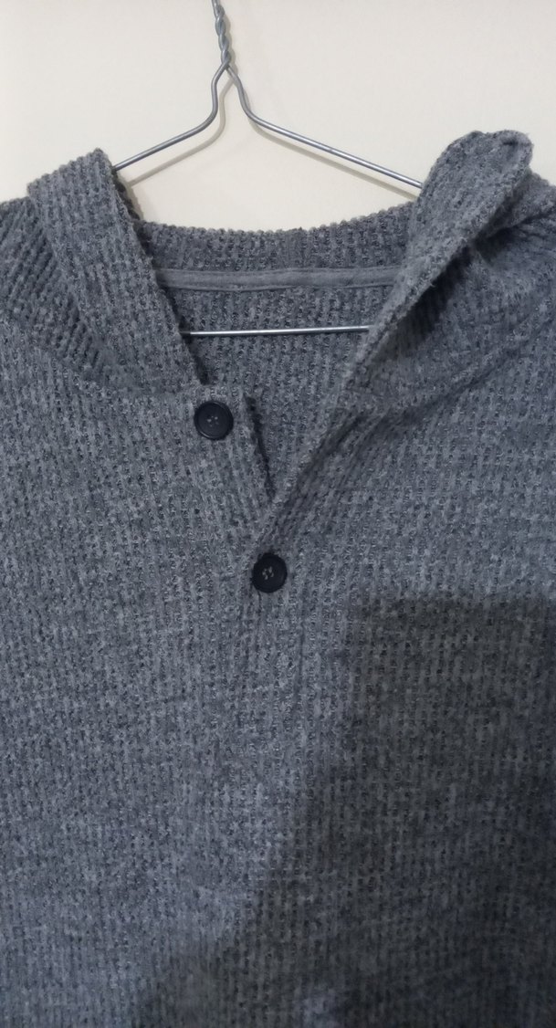 Erkek Gri Düğmeli Yün Kazak - Görsel 2