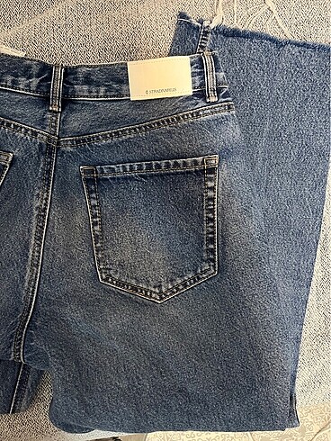 d96 jean stradivarius