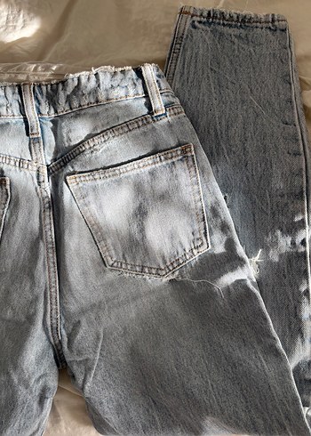 Zara Yırtık Jean - Görsel 4