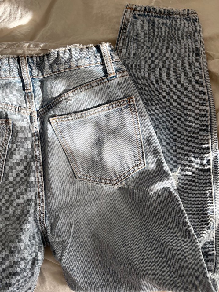 Zara Yırtık Jean - Görsel 4