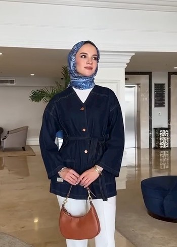 Diğer Kadın Lacivert Kuşaklı Denim Ceket