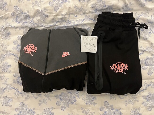 Nike Syna Tech Fleece Takım