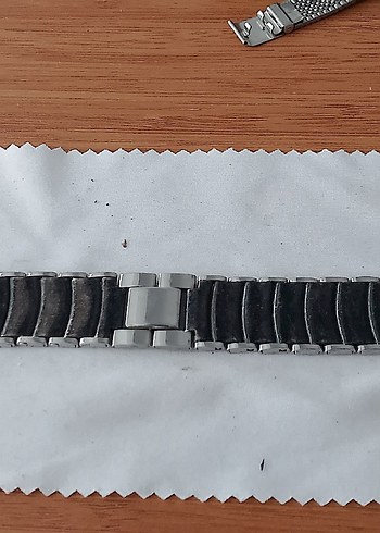 Avrupa siyah beyaz çelik saat kordonu 350 TL - Görsel 7