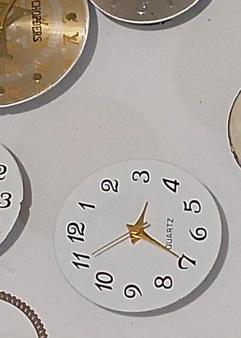 Pilli saat parçaları  Lotu
komlesi  500 tl - Görsel 5