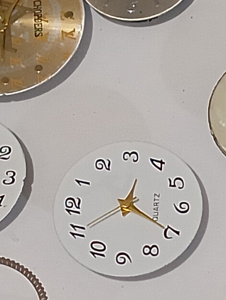 Pilli saat parçaları  Lotu
komlesi  500 tl - Görsel 5