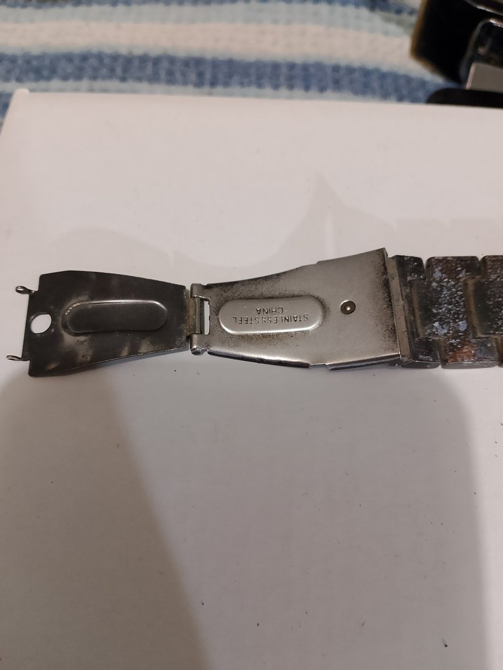 Dönem ürünü koleksiyonluk büyük kasa Avrupa Çelik saat Kordon - Görsel 5