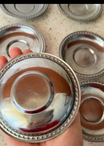 Dönem ürünü koleksiyonluk dekorluk vitrinden çıkma çelik - Görsel 3