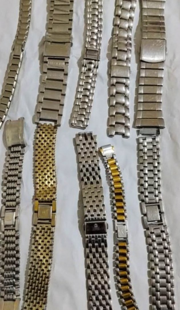 Dönem ürünü çelik saat kordonları - Görsel 4