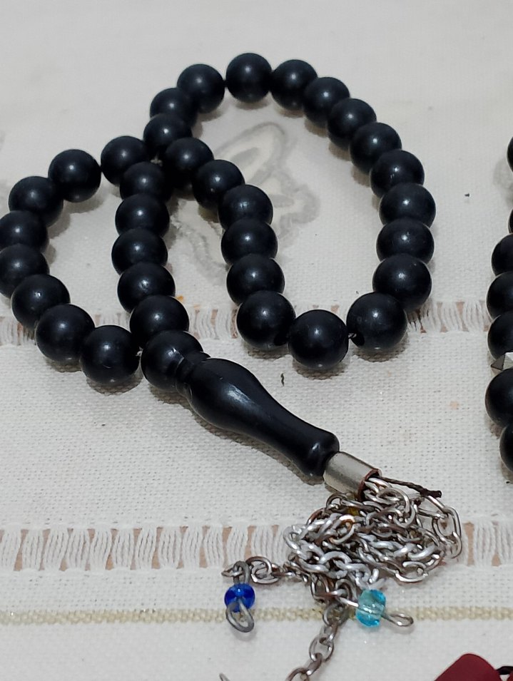 Kehribar tespihlerimiz adet 250 TL 3 adet 500 TL - Görsel 4