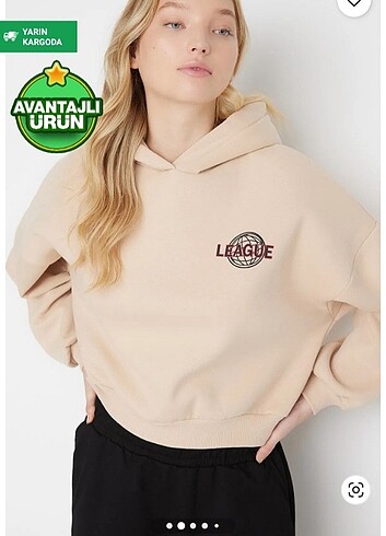 Trendyolmilla bej içi şardonlu sweatshirt 