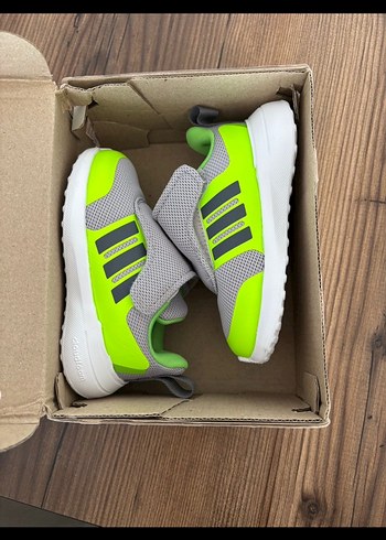 21 Beden 21 numara Gri Neon Spor Ayakkabı