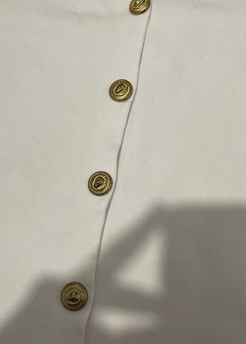 Düğmeli Beyaz Pamuklu V Yaka Yelek - Görsel 2