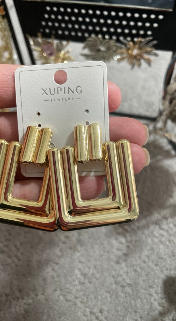 Xuping Mini Altın Renkli Tokalı Küpeler - Görsel 2