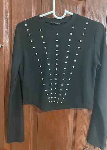 XHAN Siyah Taşlı Crop Bluz - Görsel 3