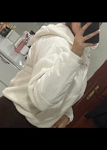 Beyaz Düğmeli Yüksek Yakalı Kadın Ceket - Görsel 4