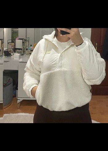 Beyaz Düğmeli Yüksek Yakalı Kadın Ceket - Görsel 2