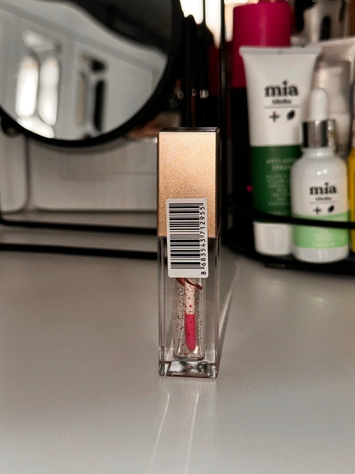 Parlak Ruj - Görsel 2