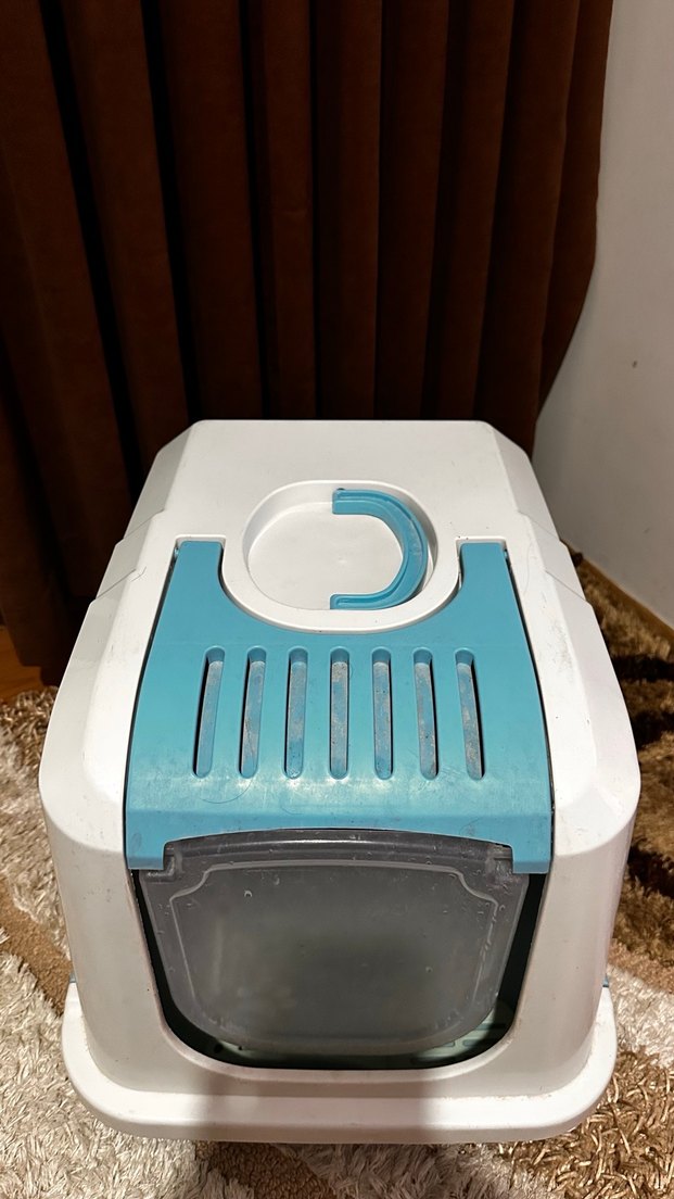 Kapaklı Beyaz ve Mavi Kedi Tuvalet Kabı - Görsel 3