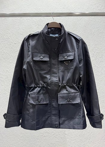 Prada Yagmurluk