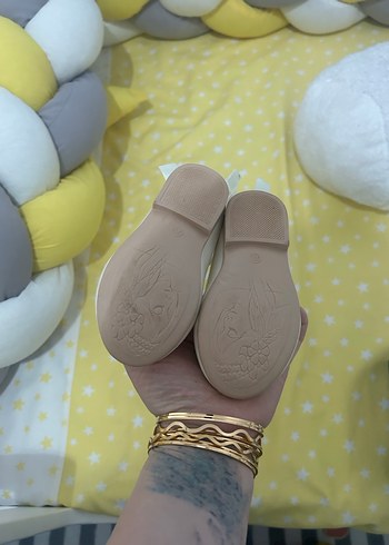 Beyaz Fiyonklu Kız Çocuk Babet - Görsel 3