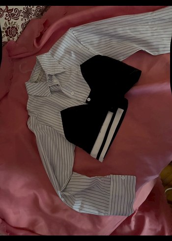 Düğmeli, Yakalı, İnce Çizgili gömlek - Görsel 4