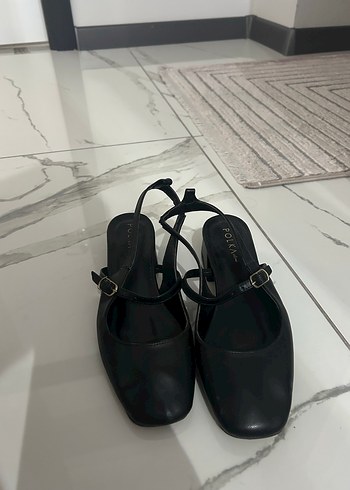 Siyah Tokalı Kadın Topuklu Babet - Görsel 3