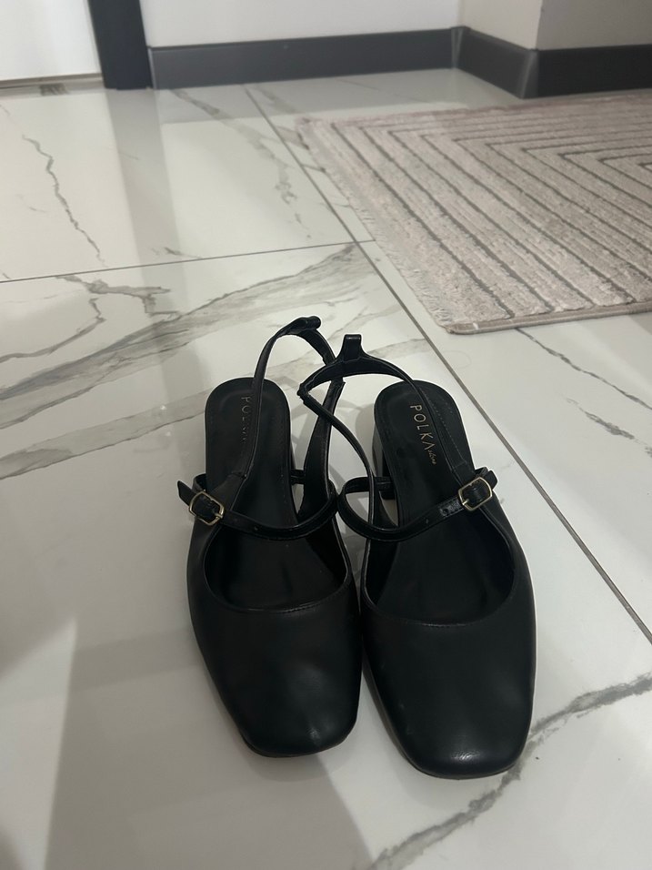 Siyah Tokalı Kadın Topuklu Babet - Görsel 3