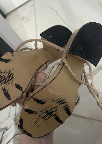 Bej Minimalist Kadın Blok Topuklu Sandalet - Görsel 3