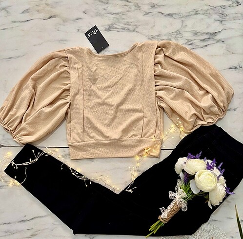 Ttec Krem Crop bluz