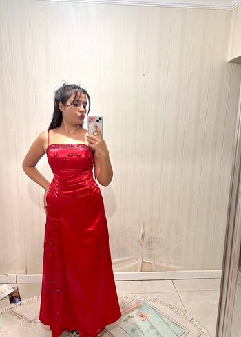 Parıltılı Kırmızı Straplez Midi Elbise - Görsel 4