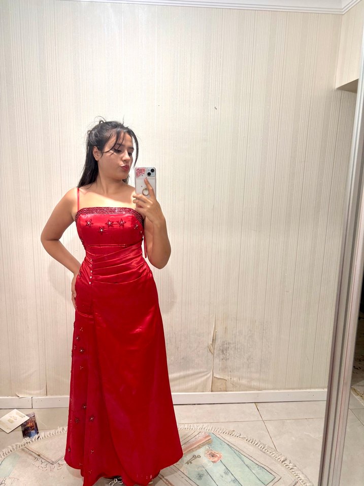 Parıltılı Kırmızı Straplez Midi Elbise - Görsel 4