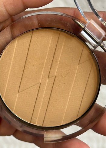 GOLDEN ROSE Bej Pudra Gri Kapağa Sahip - Görsel 4