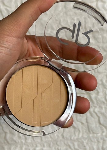 GOLDEN ROSE Bej Pudra Gri Kapağa Sahip - Görsel 3