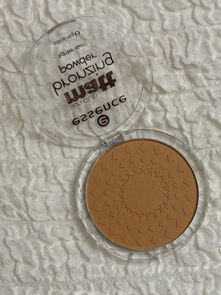 Essence Mat Bronzlaştırıcı Pudra Açık Ten - Görsel 2