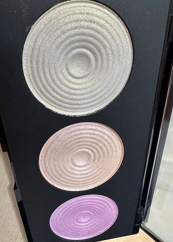 Revolution Aydınlatıcı Paleti - Açık Ton - Görsel 4