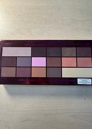 Mor Tonlarda Göz Farı Paleti - Görsel 2