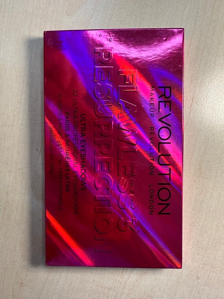 Revolution Parlak Kırmızı Göz Farı Paleti - Görsel 2