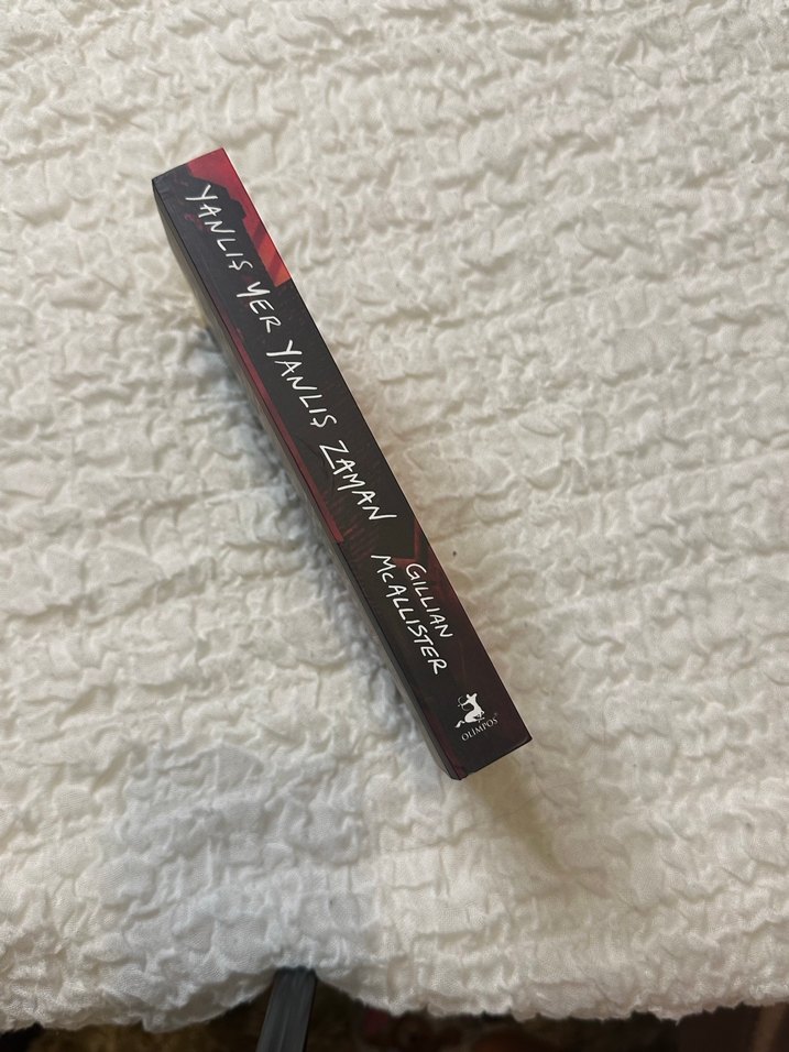 Yanlış Yer Yanlış Zaman - Gillian McAllister - Görsel 2