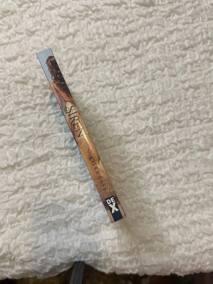 Kiera Cass - Siren Romanı - Görsel 3