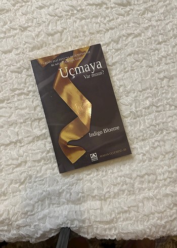 Indigo Bloome Üç Kitap Seti - Oyuna, Uçmamaya, Hissetmeye - Görsel 5