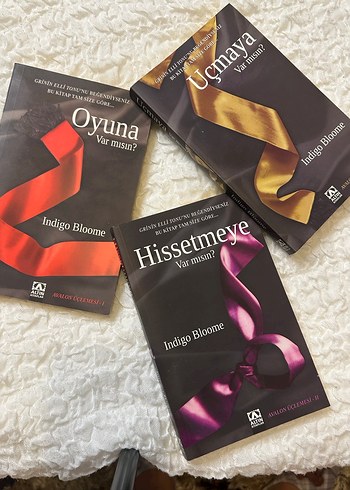 Indigo Bloome Üç Kitap Seti - Oyuna, Uçmamaya, Hissetmeye - Görsel 2