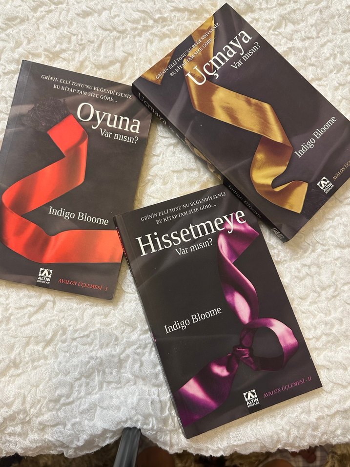 Indigo Bloome Üç Kitap Seti - Oyuna, Uçmamaya, Hissetmeye - Görsel 2