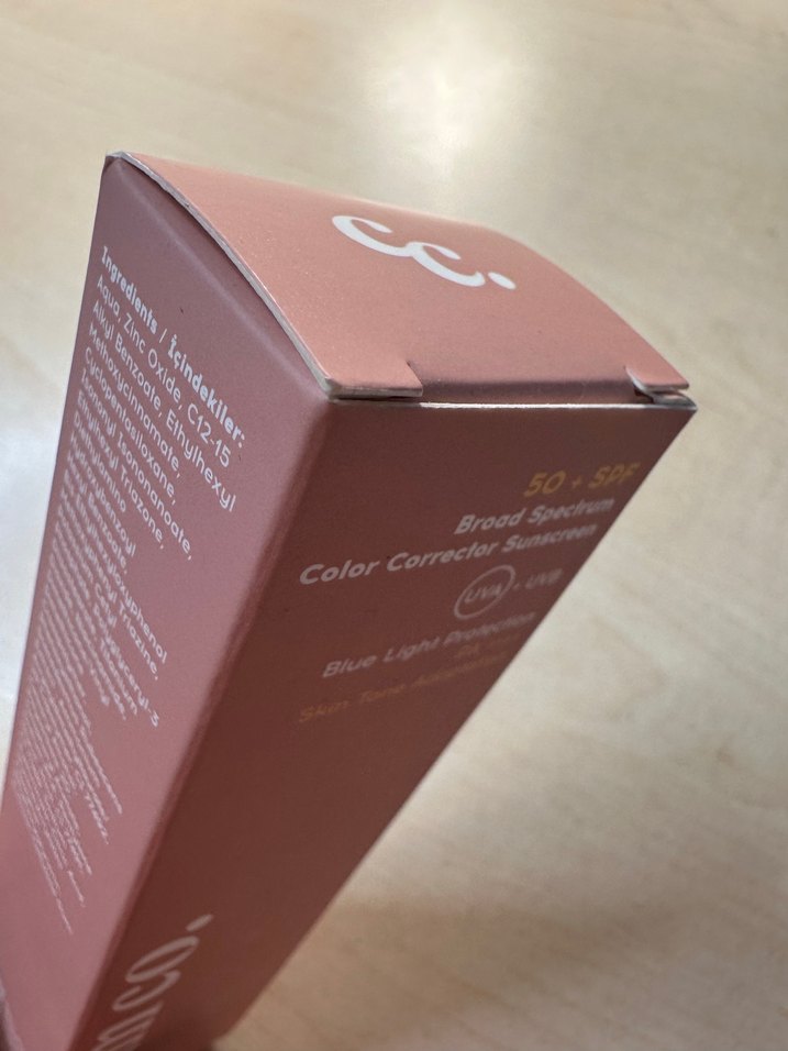 Bej Renkli Pastel Tonlarda Cream Co Güneş Kremi - Görsel 4