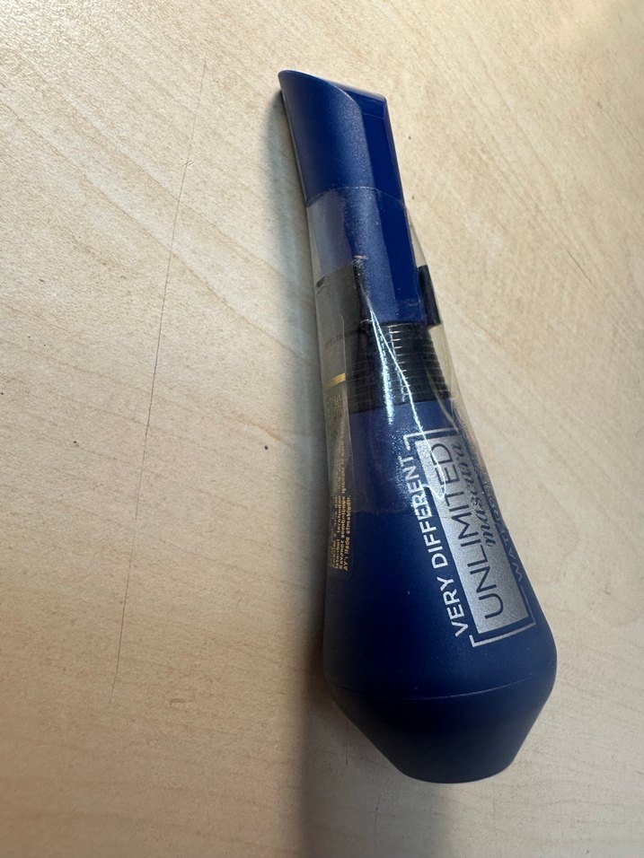 Suya Dayanıklı Koyu Mavi Maskara - Görsel 2