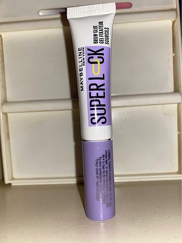 Maybelline New York Superlock Kaş Sabitleyici Jel