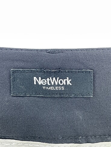 36 Beden siyah Renk Network Düz Kesim %70 İndirimli.
