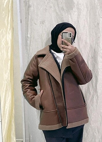 MANGO KADIN KÜRKLÜ YANDAN CEPLİ UZUN DERİ MONT 