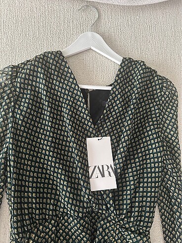 Zara Zara yeni&etiketli elbise